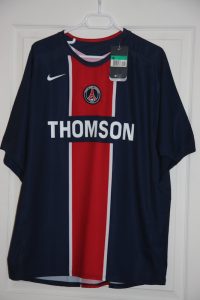 Maillot domicile 2005-06 (collection MaillotsPSG)