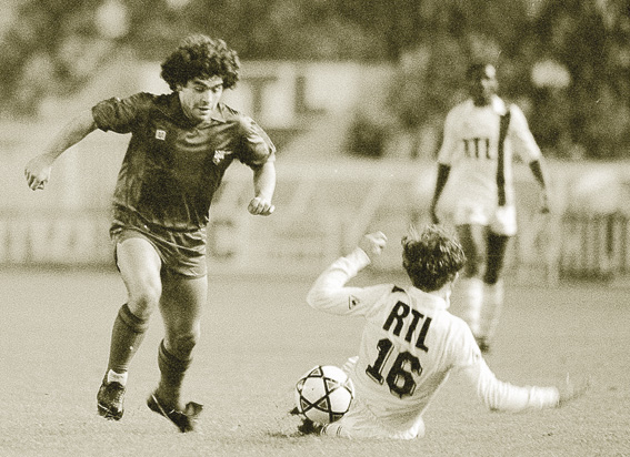 Diego Maradona, fraîchement débarqué de Boca Junior