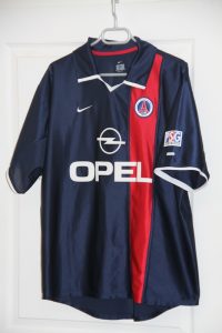 Maillot domicile 2001-02 (collection MaillotsPSG)