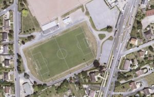 Vue aérienne du stade municipal de Déols