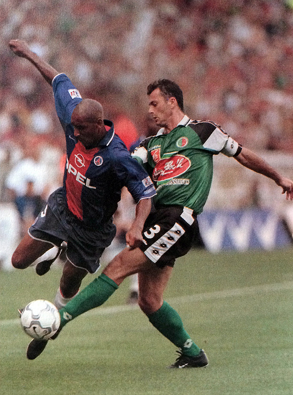 Nicolas Anelka à la lutte
