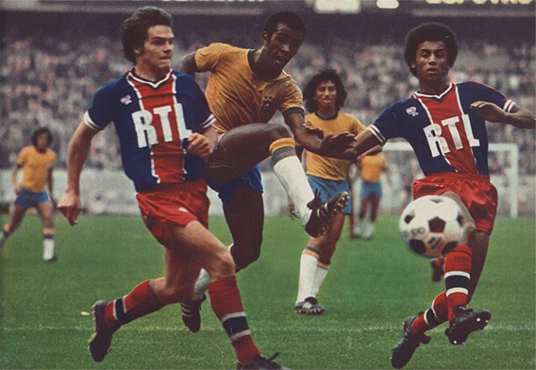 FOOTBALL ONZE n°6 1976 EDITION PSG FINALE OM - LYON 2-0 POSTER EQUIPE