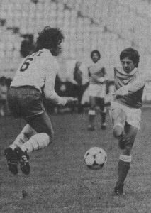 Jean-Marc Pilorget au contre face à Giresse (archives S. Bride)