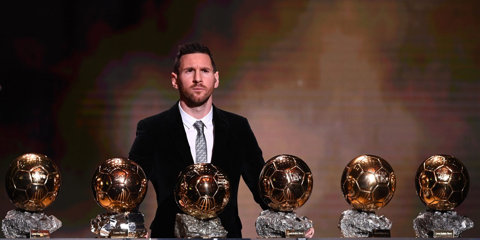 Leo Messi, le 3ème Ballon d'Or passé par le PSG  Histoire du #PSG